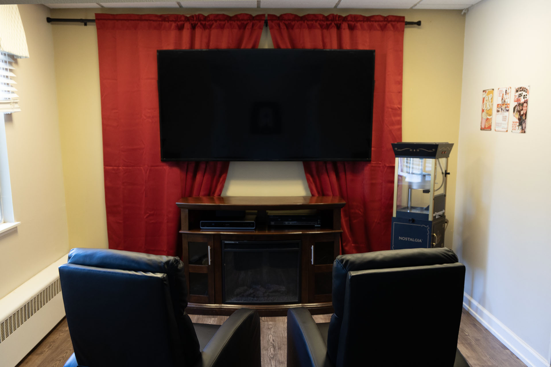 Media & Community Rooms